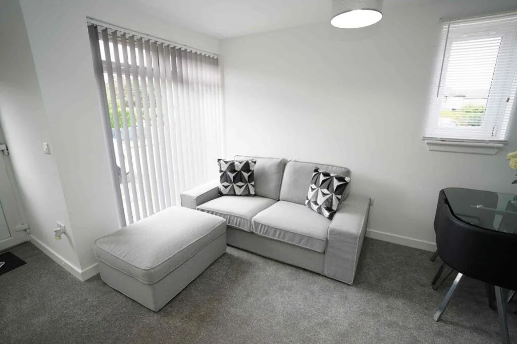 2 bedroom semi-detached house for rent