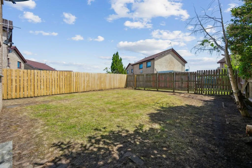 3 bedroom detached house for rent