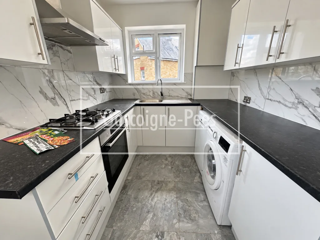 2 bedroom house for rent