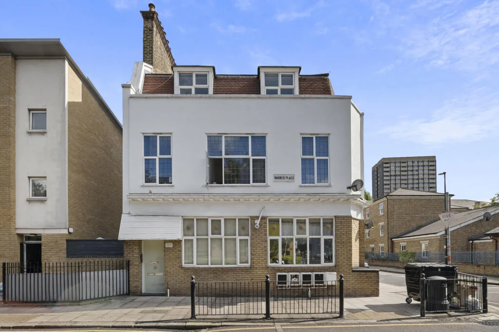 3 bedroom flat for rent