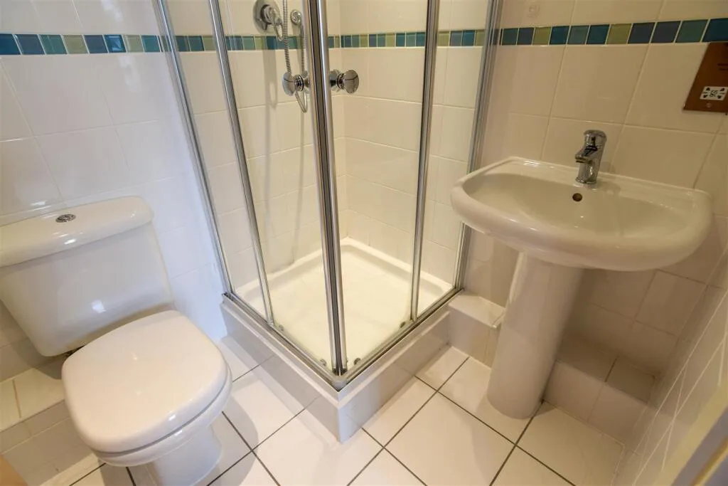 2 bedroom duplex for rent