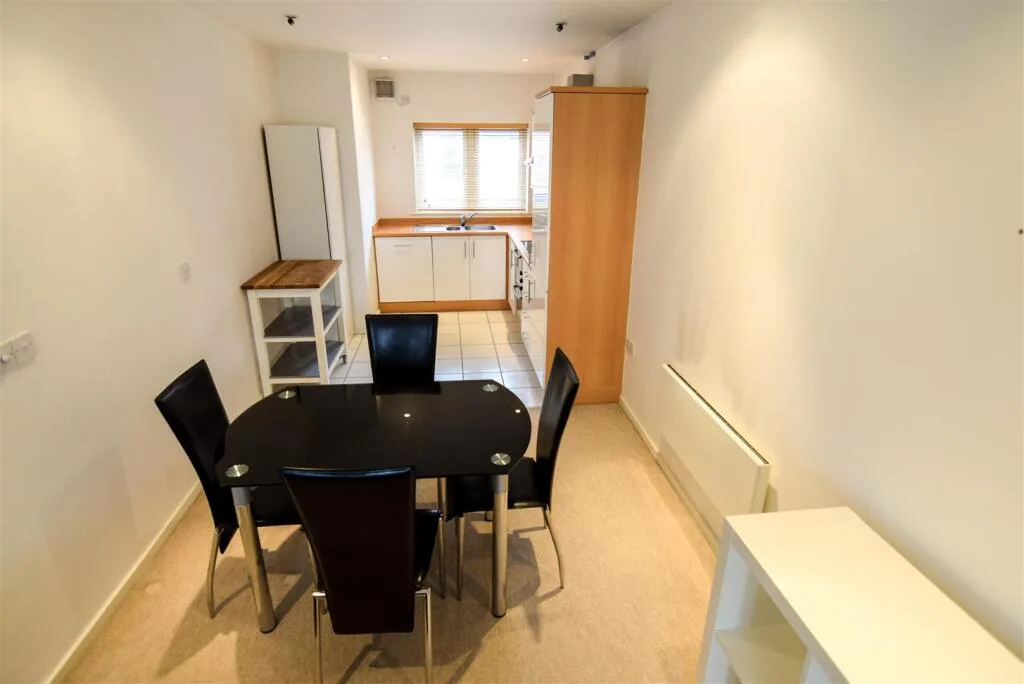 2 bedroom duplex for rent