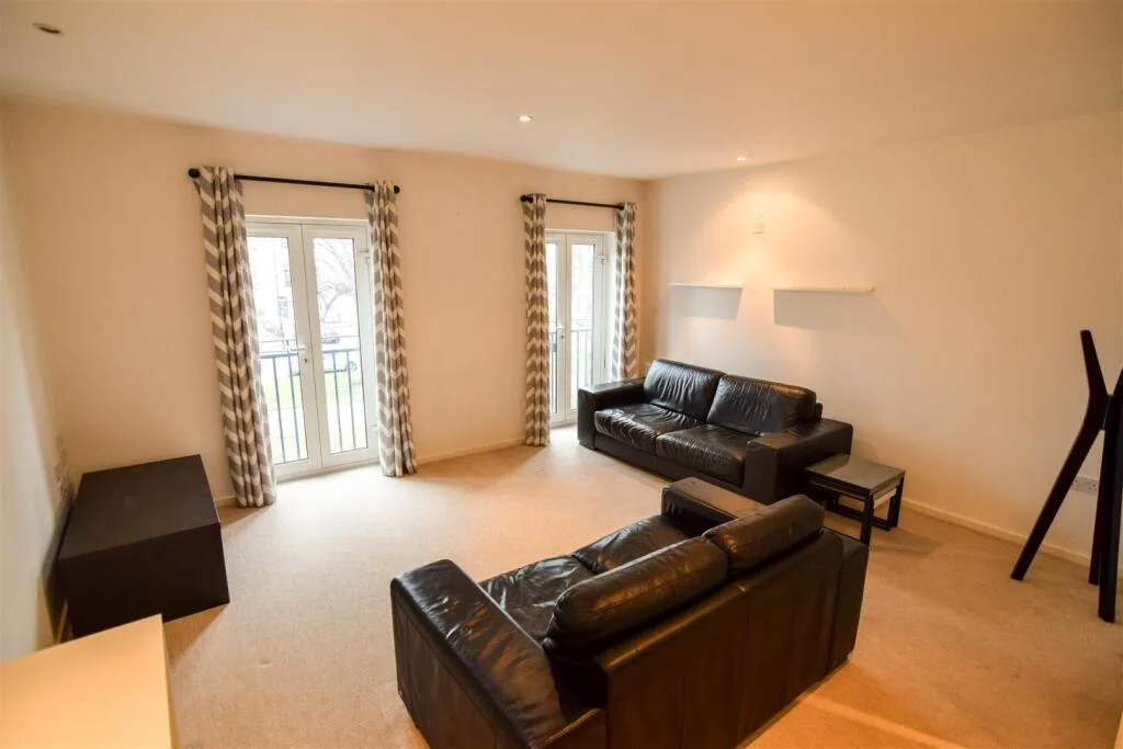 2 bedroom duplex for rent