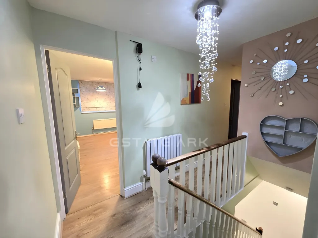4 bedroom terraced house for rent
