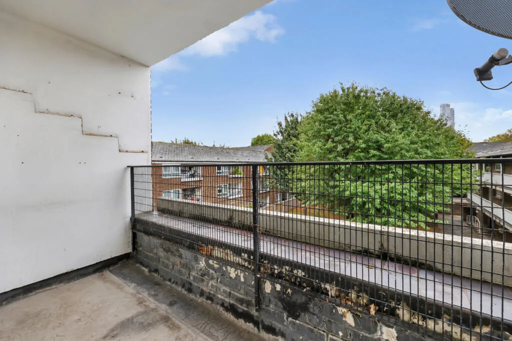 3 bedroom maisonette for rent