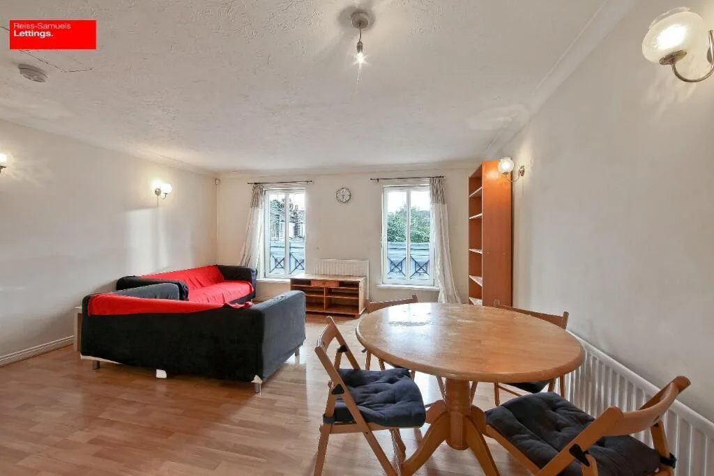 4 bedroom terraced house for rent