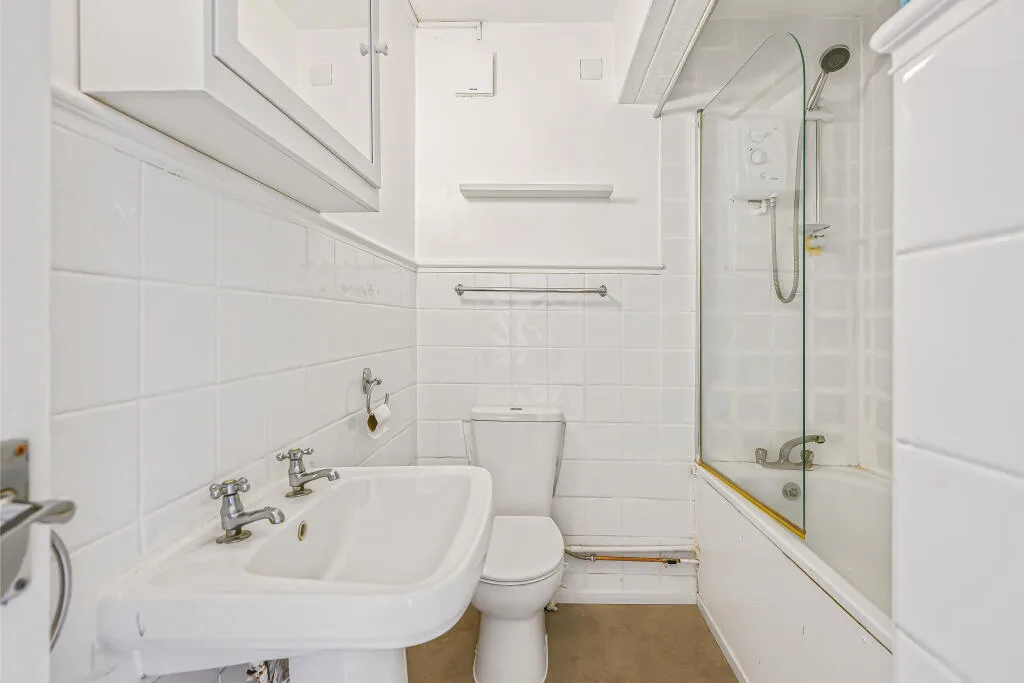 2 bedroom ground floor flat for rent