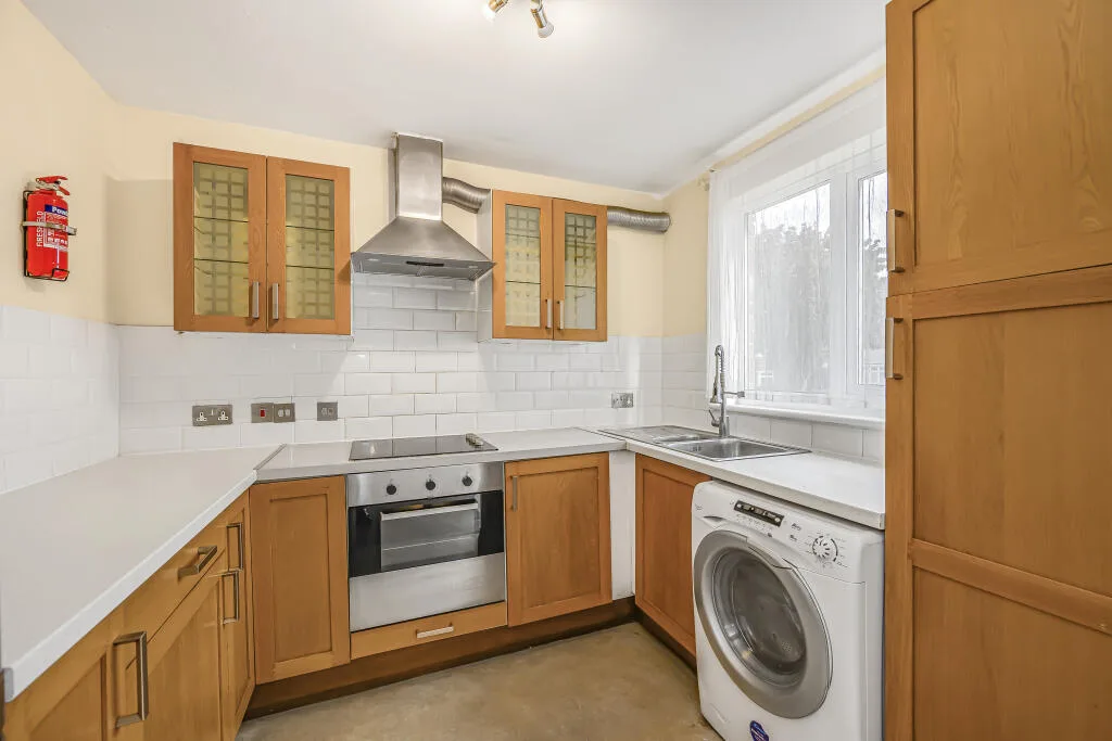 2 bedroom ground floor flat for rent