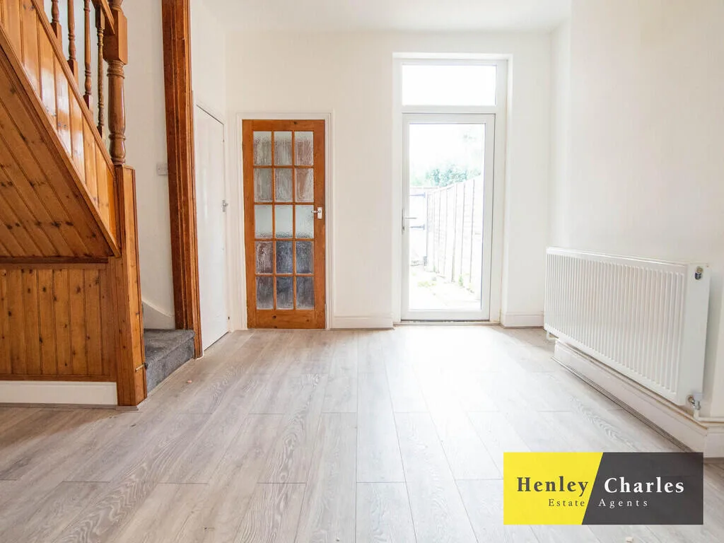 2 bedroom terraced house for rent