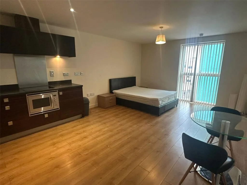 Studio apartment for rent