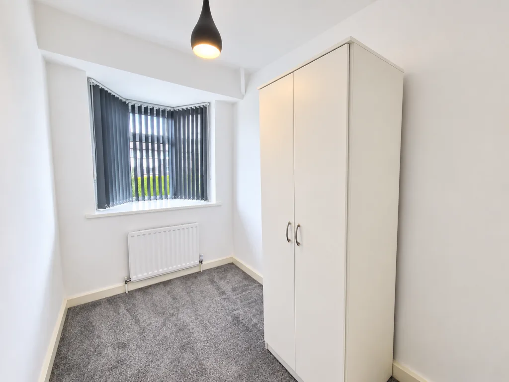 3 bedroom semi-detached house for rent