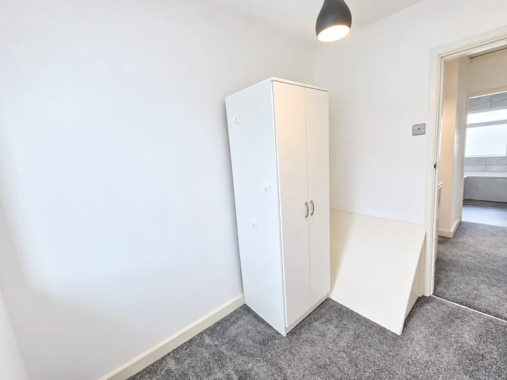 3 bedroom semi-detached house for rent