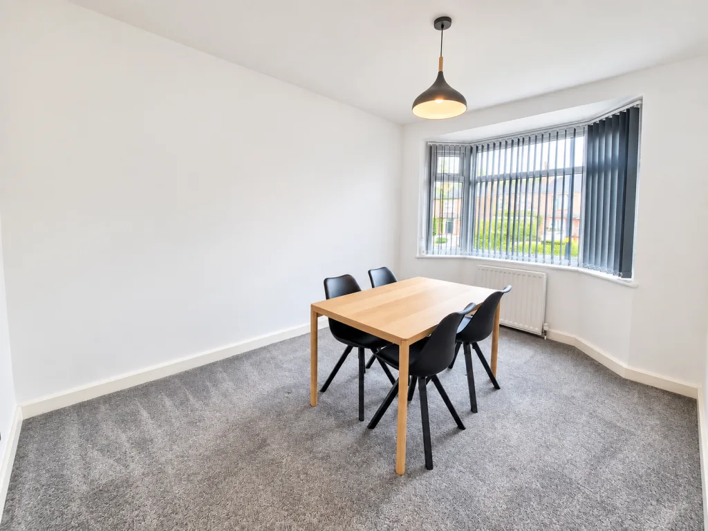 3 bedroom semi-detached house for rent