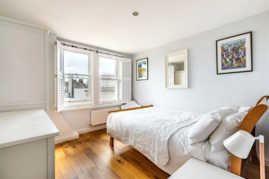 2 bedroom penthouse for rent