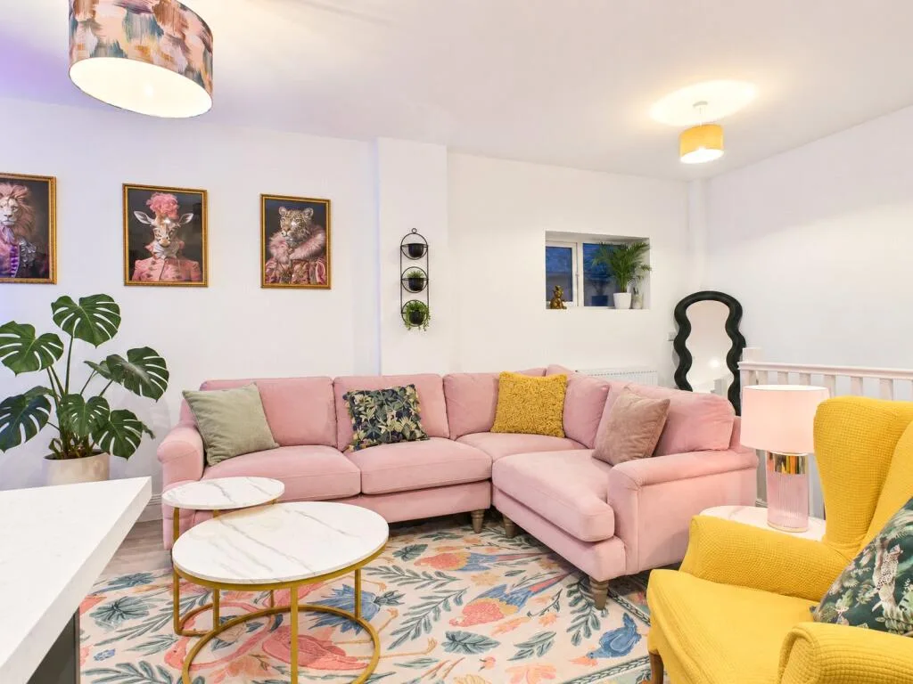 2 bedroom house for rent