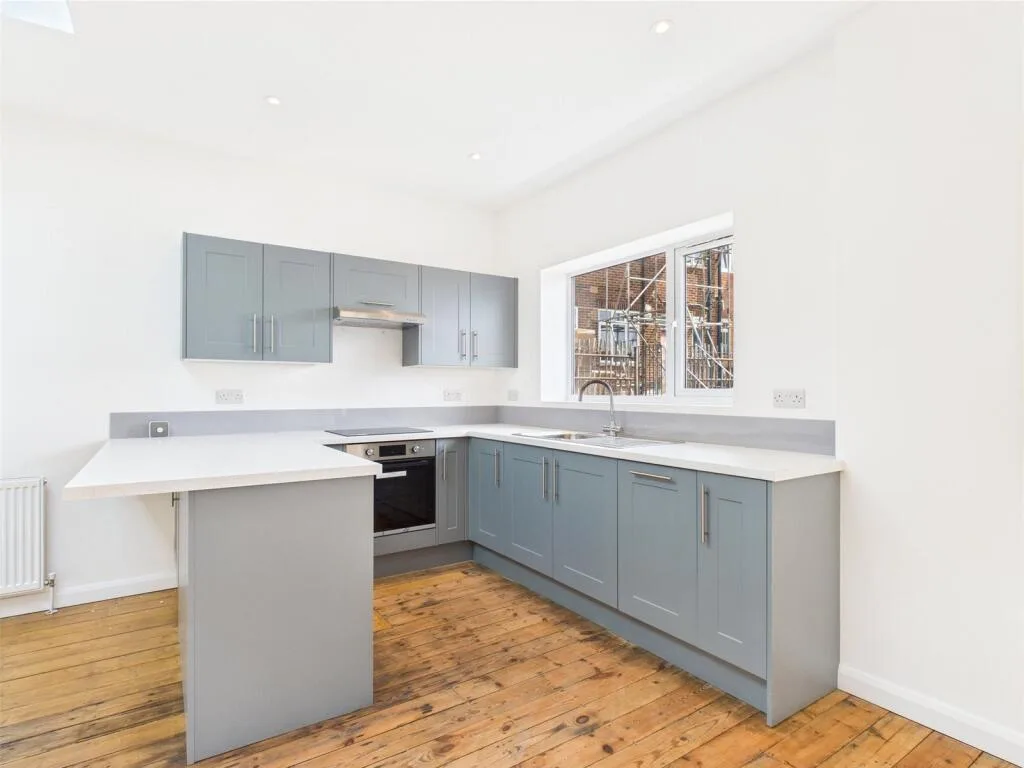 2 bedroom house for rent