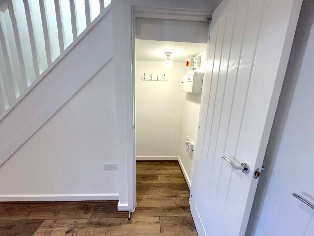 3 bedroom end of terrace house for rent