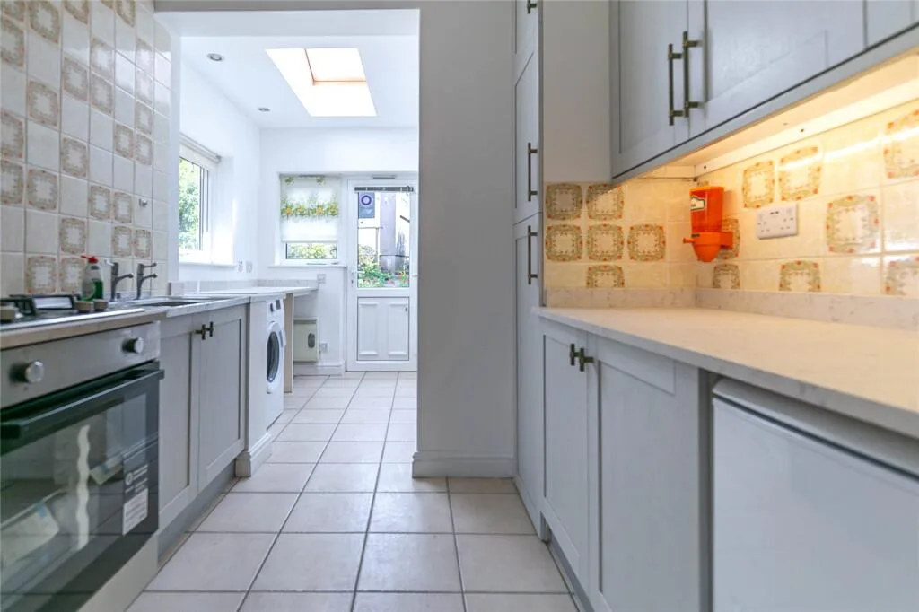 4 bedroom terraced house for rent