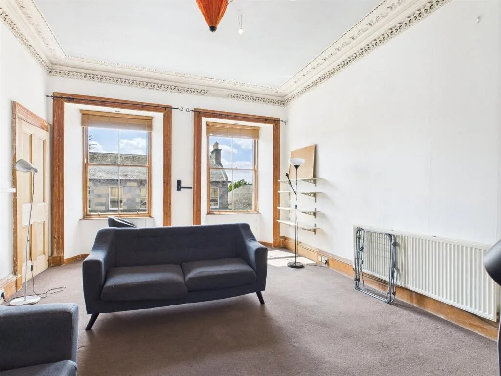 5 bedroom apartment for rent