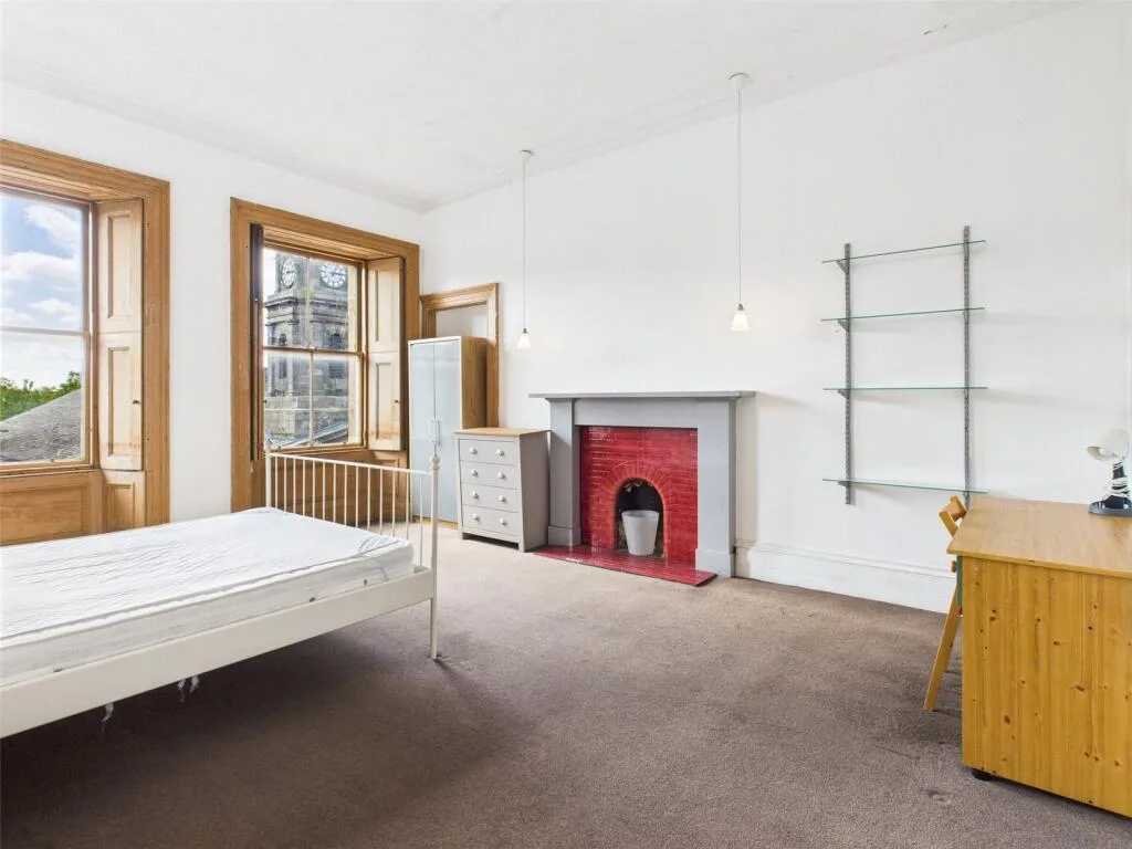 5 bedroom apartment for rent