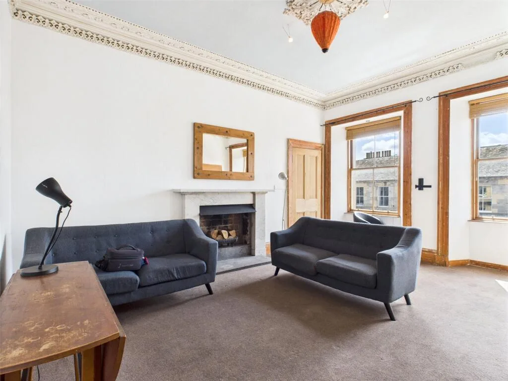 5 bedroom apartment for rent