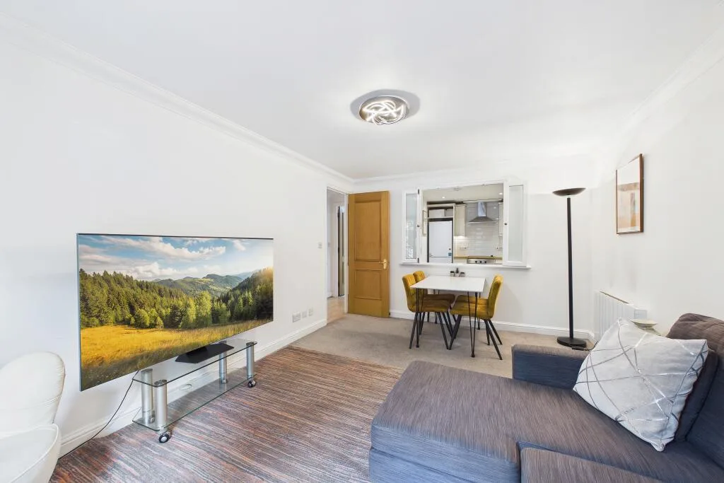 2 bedroom apartment for rent
