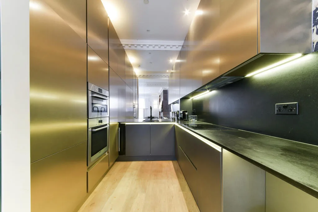 3 bedroom maisonette for rent