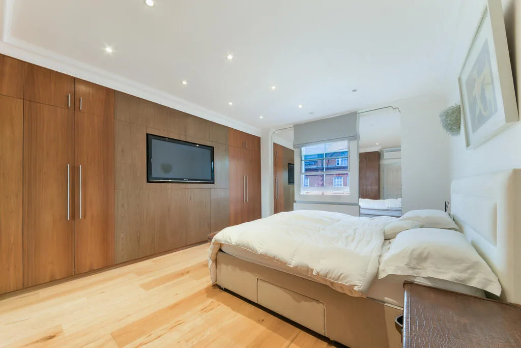 3 bedroom maisonette for rent