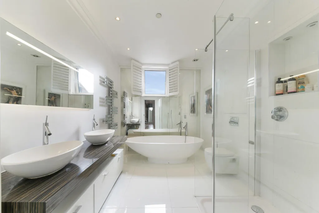 3 bedroom maisonette for rent