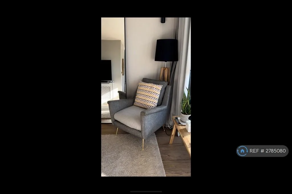 Studio flat for rent