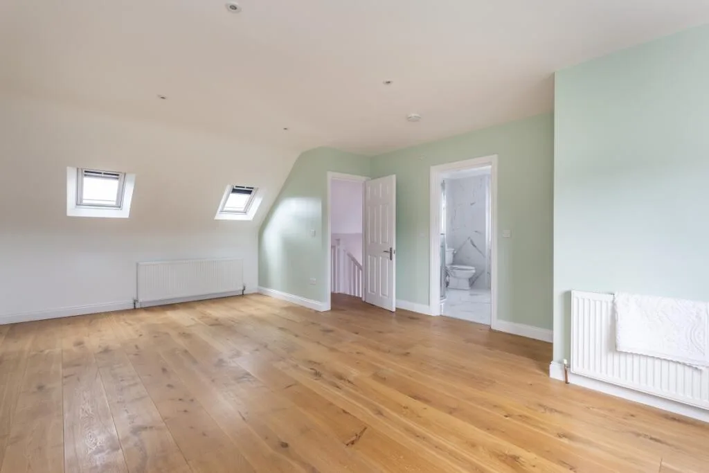 5 bedroom flat for rent