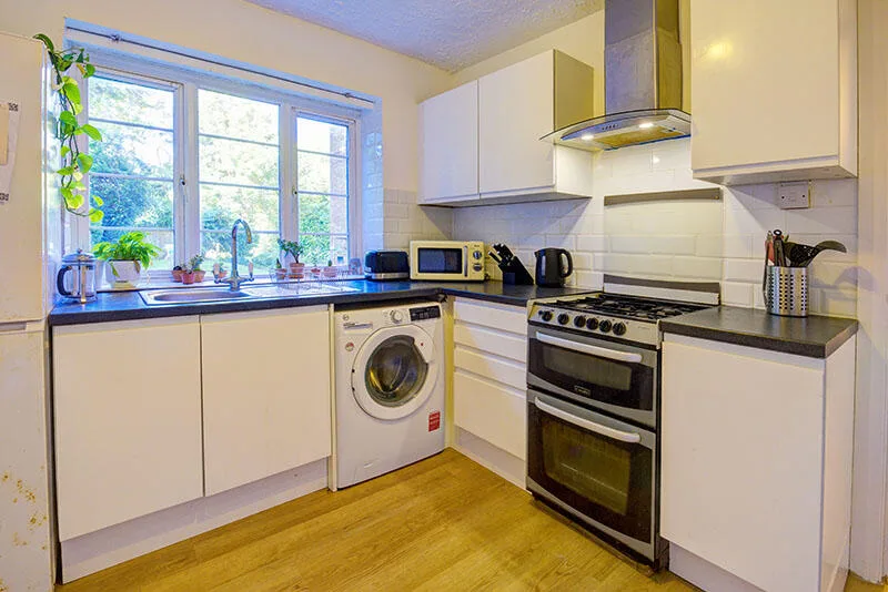 1 bedroom ground floor flat for rent
