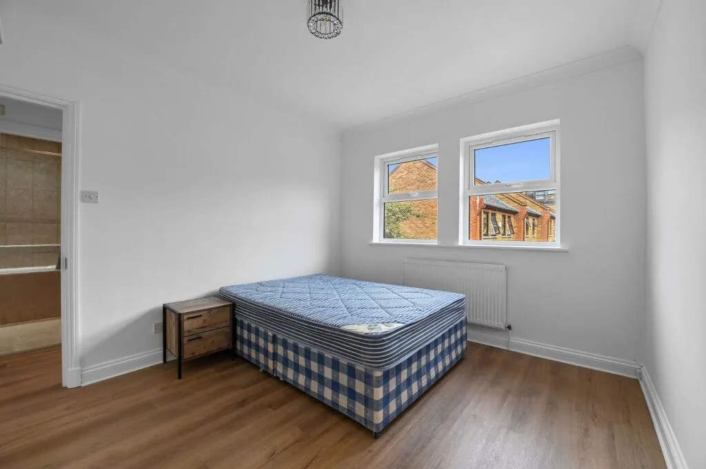 4 bedroom terraced house for rent