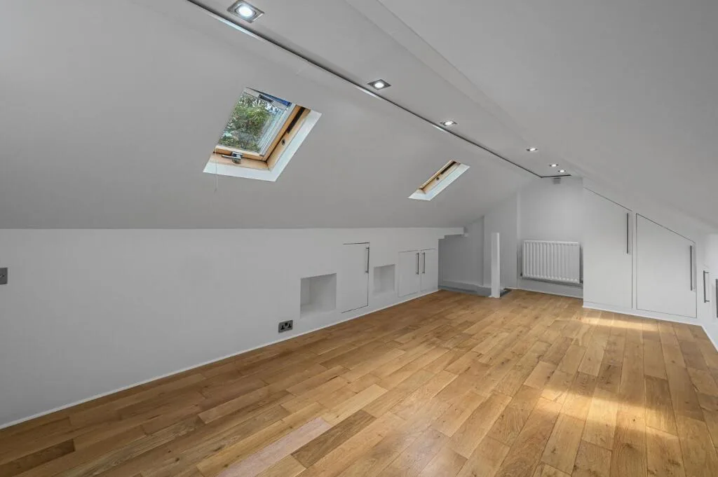 4 bedroom terraced house for rent