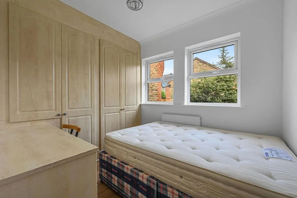 4 bedroom terraced house for rent