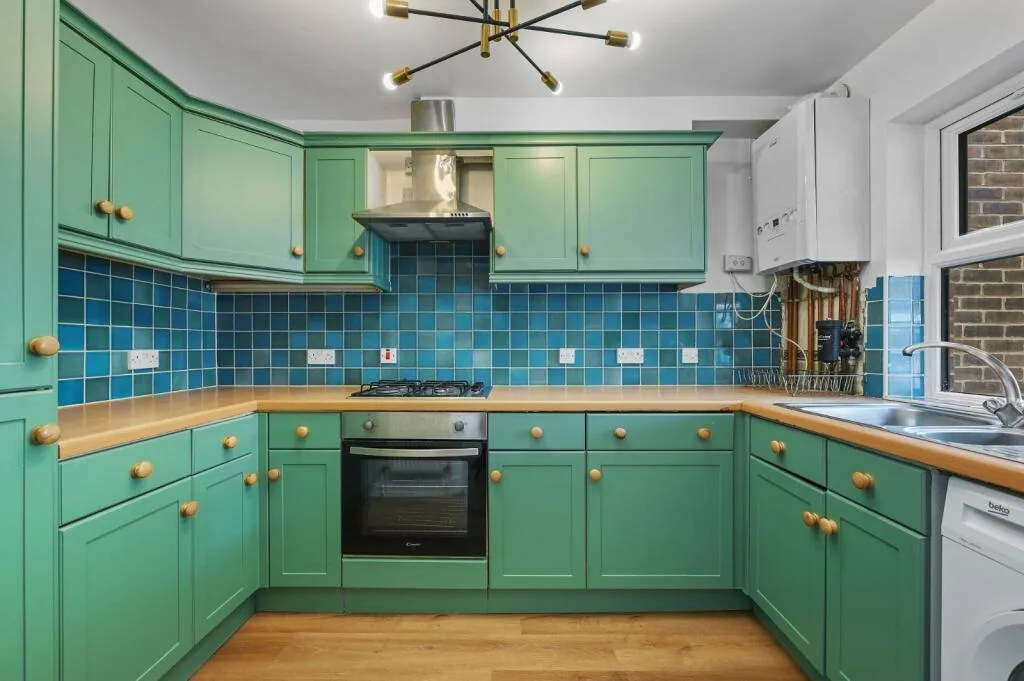 4 bedroom terraced house for rent
