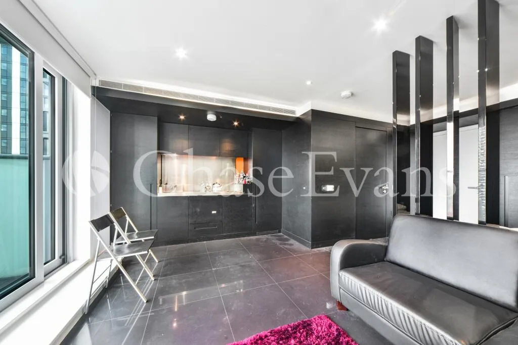 Studio flat for rent