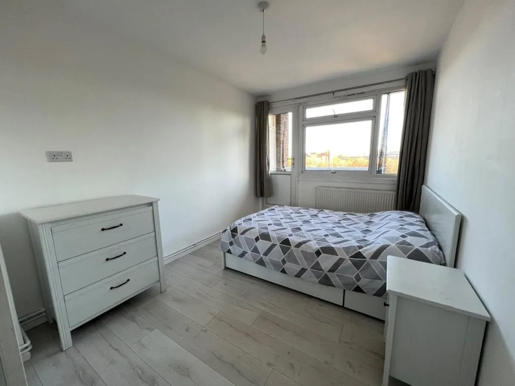 3 bedroom maisonette for rent