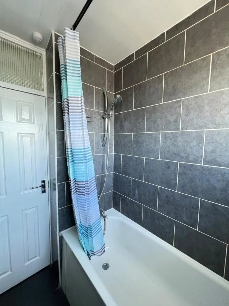 3 bedroom maisonette for rent