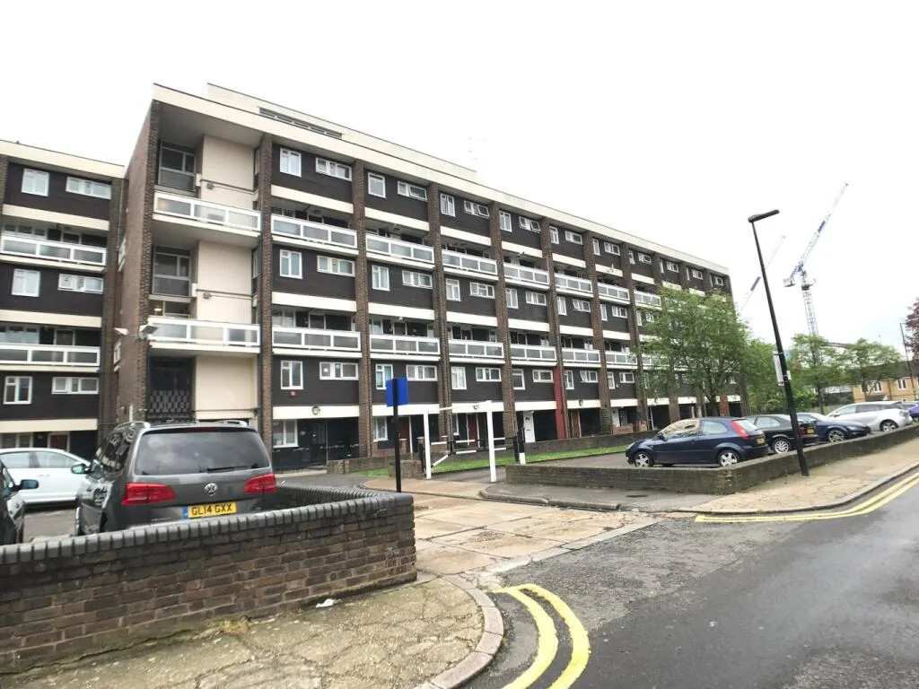 3 bedroom maisonette for rent