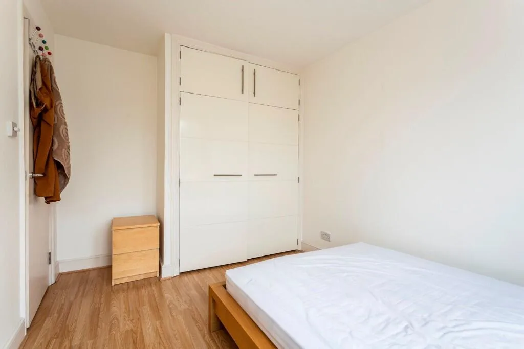 4 bedroom town house for rent