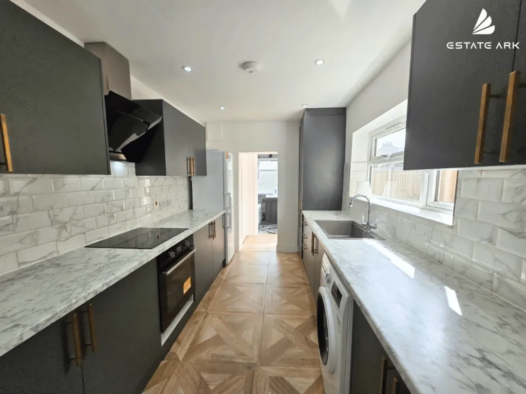 4 bedroom terraced house for rent
