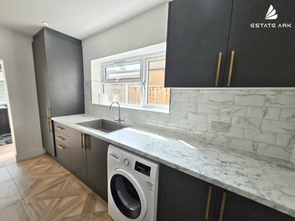 4 bedroom terraced house for rent
