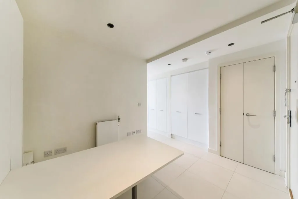Studio flat for rent