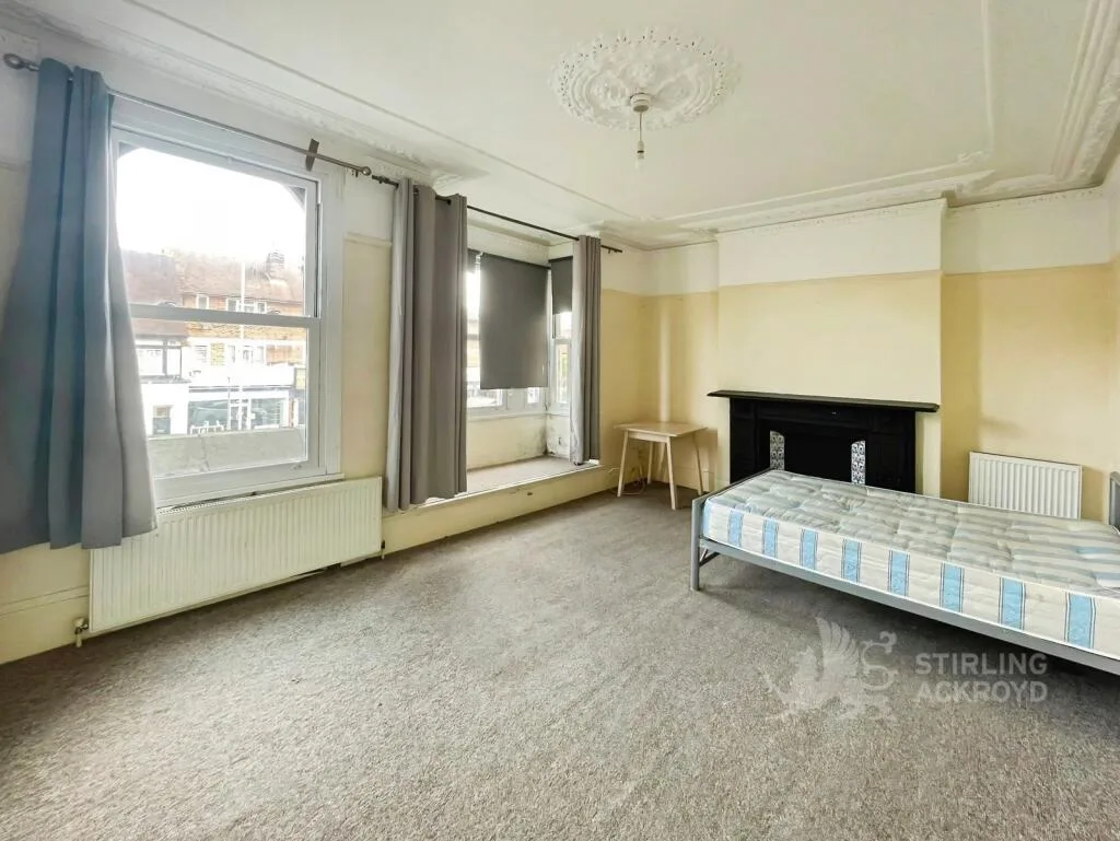 3 bedroom maisonette for rent