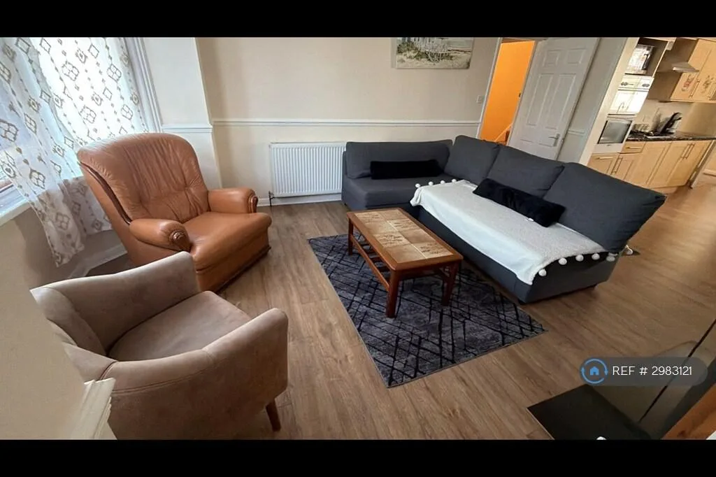 2 bedroom flat for rent