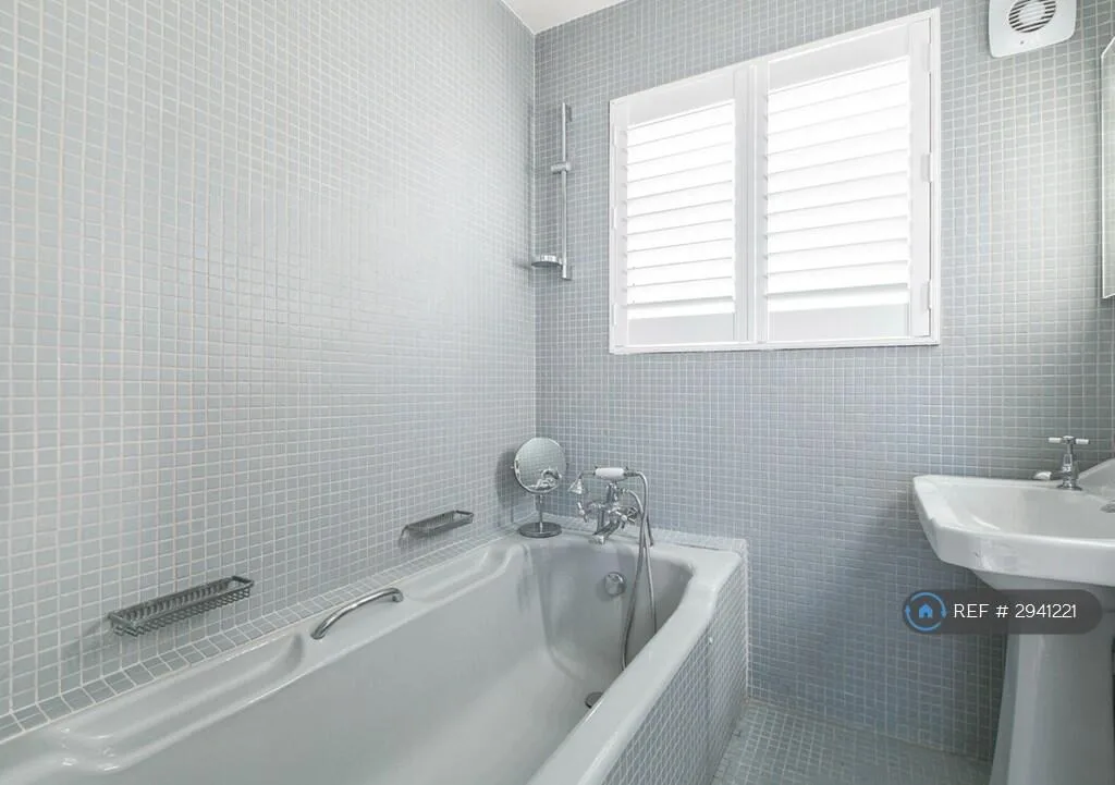 3 bedroom maisonette for rent