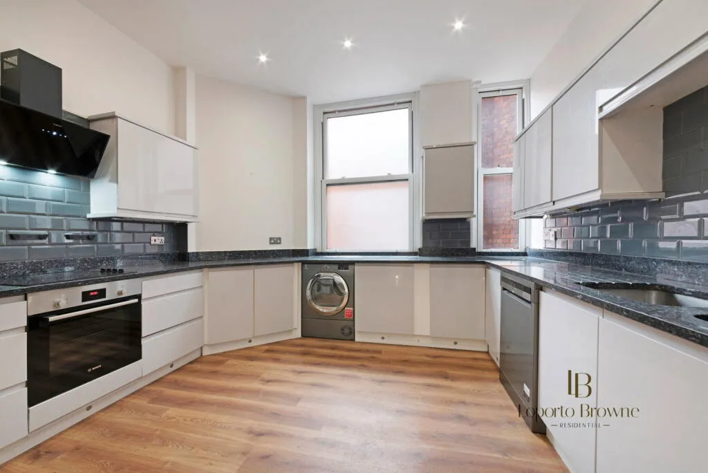 4 bedroom apartment for rent