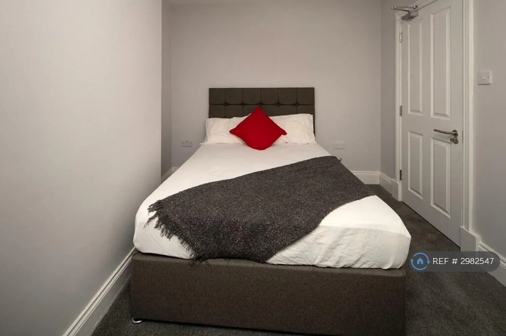 4 bedroom terraced house for rent