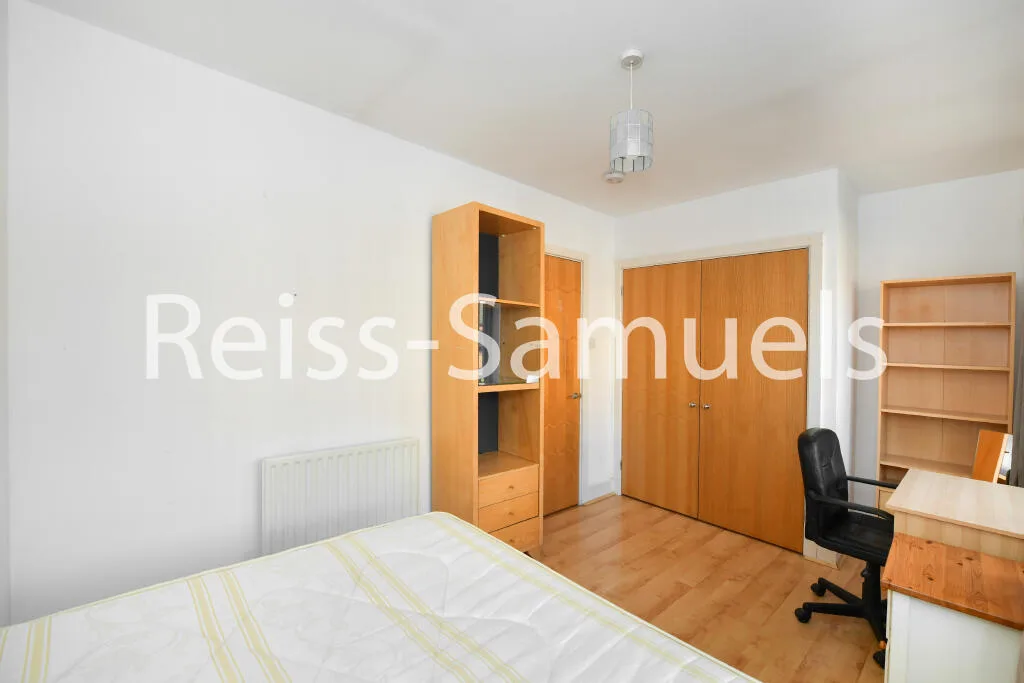 5 bedroom terraced house for rent
